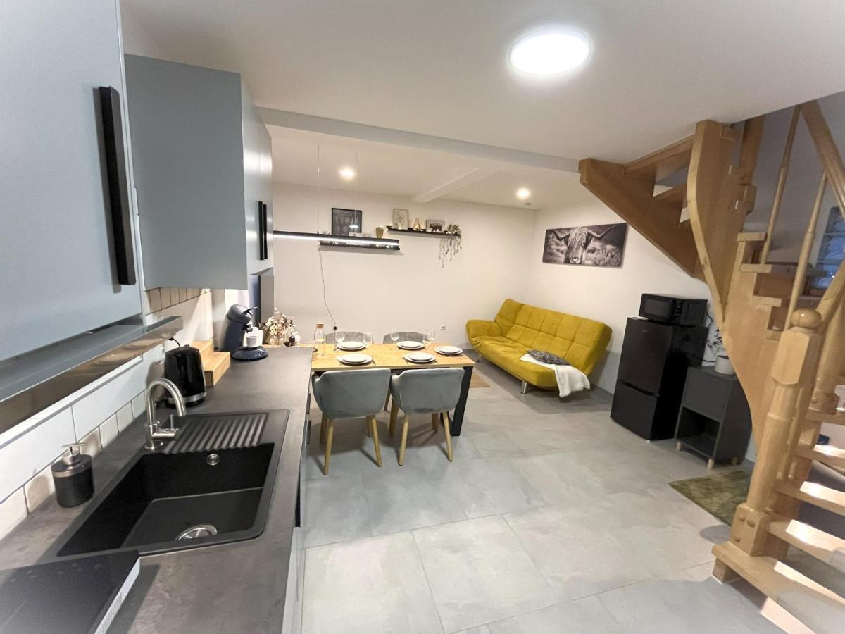 Appartement Phantasialand, Therme, Koeln, Bonn, Arbeitsplatz, Baeckerei Um Ecke *