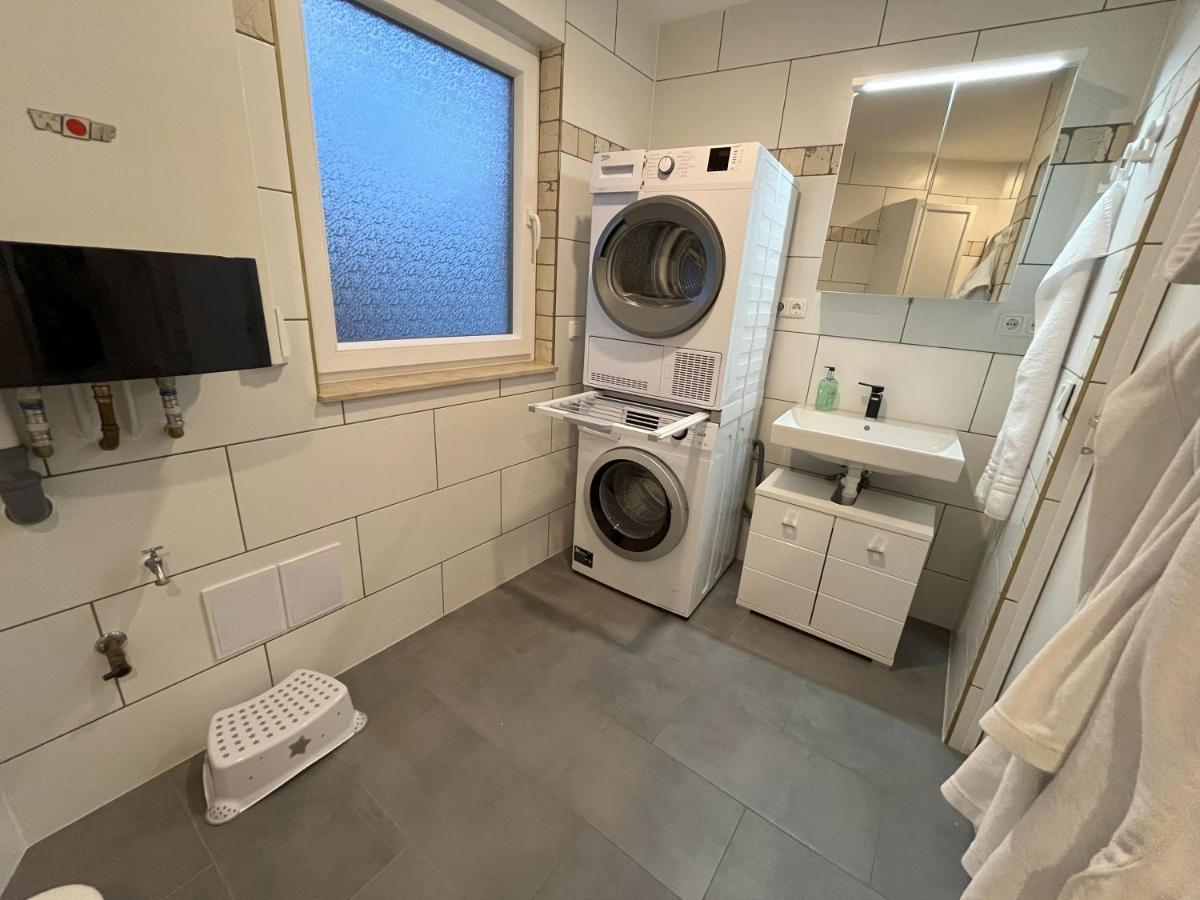 Phantasialand, Therme, Koeln, Bonn, Arbeitsplatz, Baeckerei Um Ecke Appartement Euskirchen